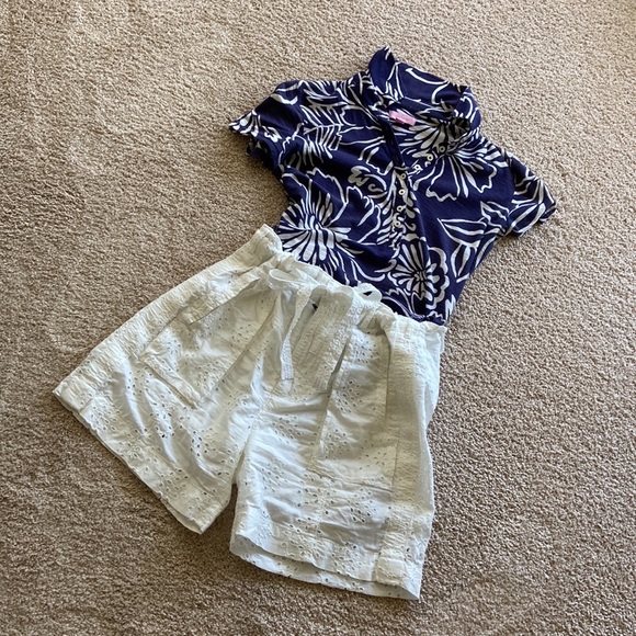 LILLY PULITZER Knit Top Short Sleeve Blue and White Pattern Size M - Picture 4 of 5